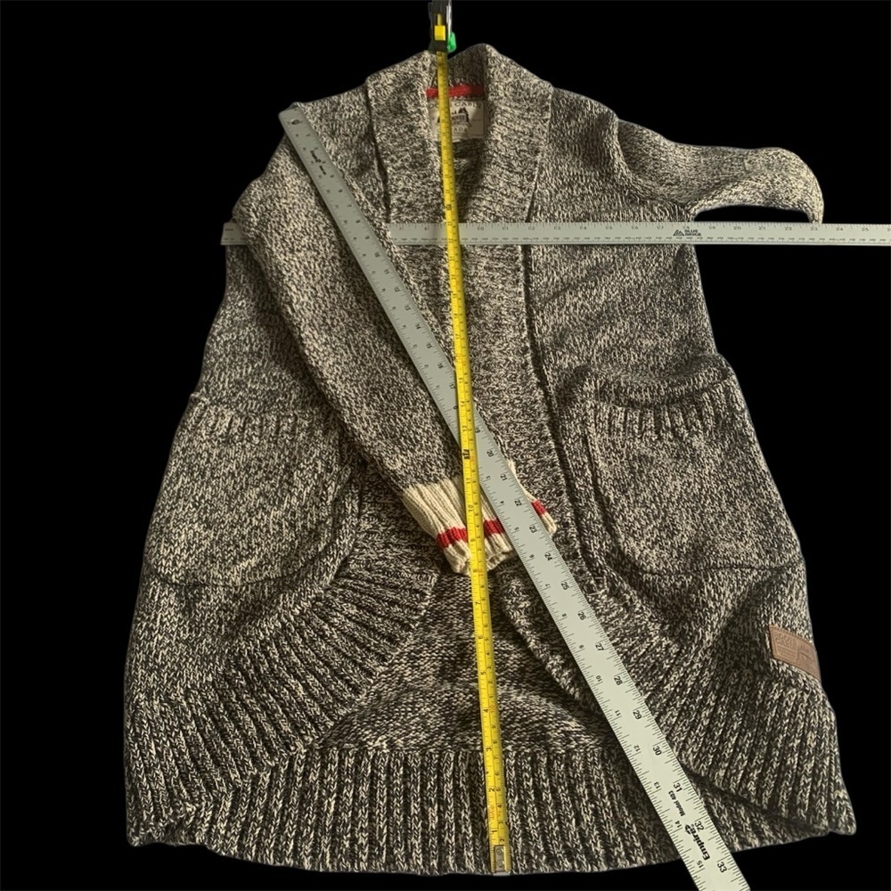 Roots Cabin Sweater Coat 3/4 Length Shawl Salt Pepper Knit Taupe, Red Cuff XS - Picture 11 of 12